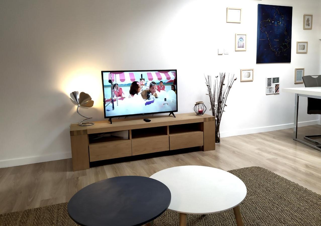 La Perle Du 58 - T2 Parking Wifi Terrasse Clim Apartman Rodez Kültér fotó